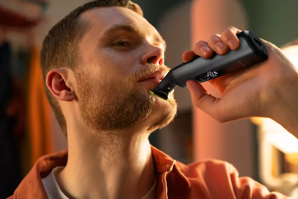 4 מכונת גילוח פנים + גוף PHILIPS פיליפס ONE BLADE דגם QP6551/15