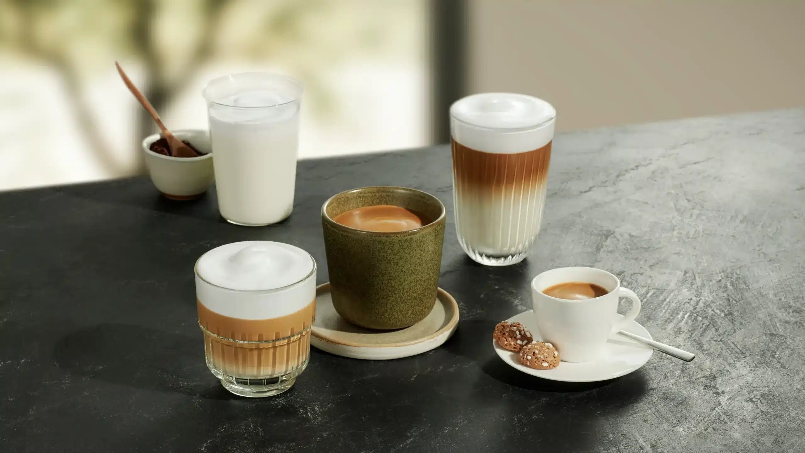 מכונת קפה אוטומטית סימנס  EQ.300 –  לקפה משובח SIEMENS  דגם - TF301E09