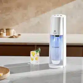 מכשיר סודה סטרים soda stream כולל מיכל גז דגם E-TERRA צבע לבן - אחריות לשנה ע׳׳י היבואן הרשמי
