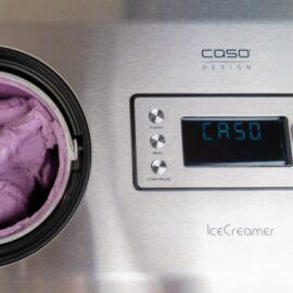 מכונת גלידה ויוגורט 2 ליטר Caso IceCreamer קאסו