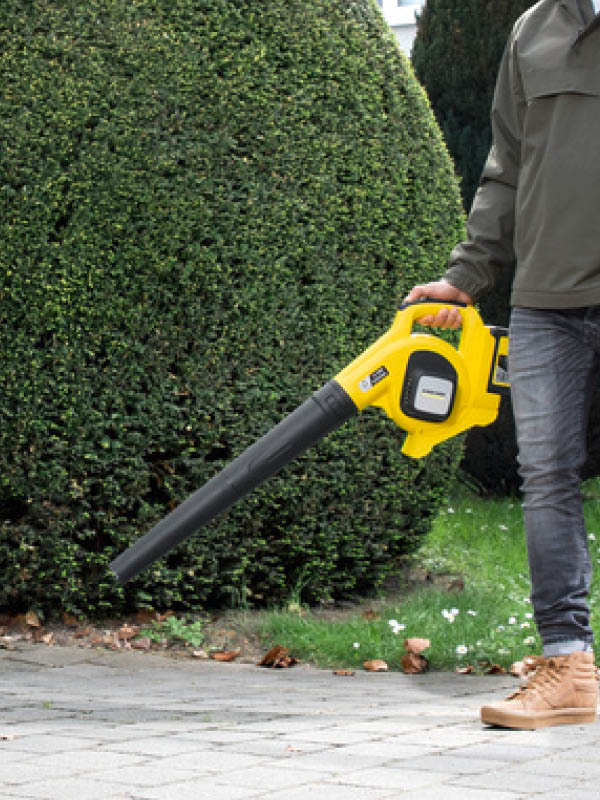 lbl4-10 מפוח עלים אלחוטי Karcher קרשר דגם LBL2 - אחריות לשנה ע׳׳י דן שלדן היבואן הרשמי