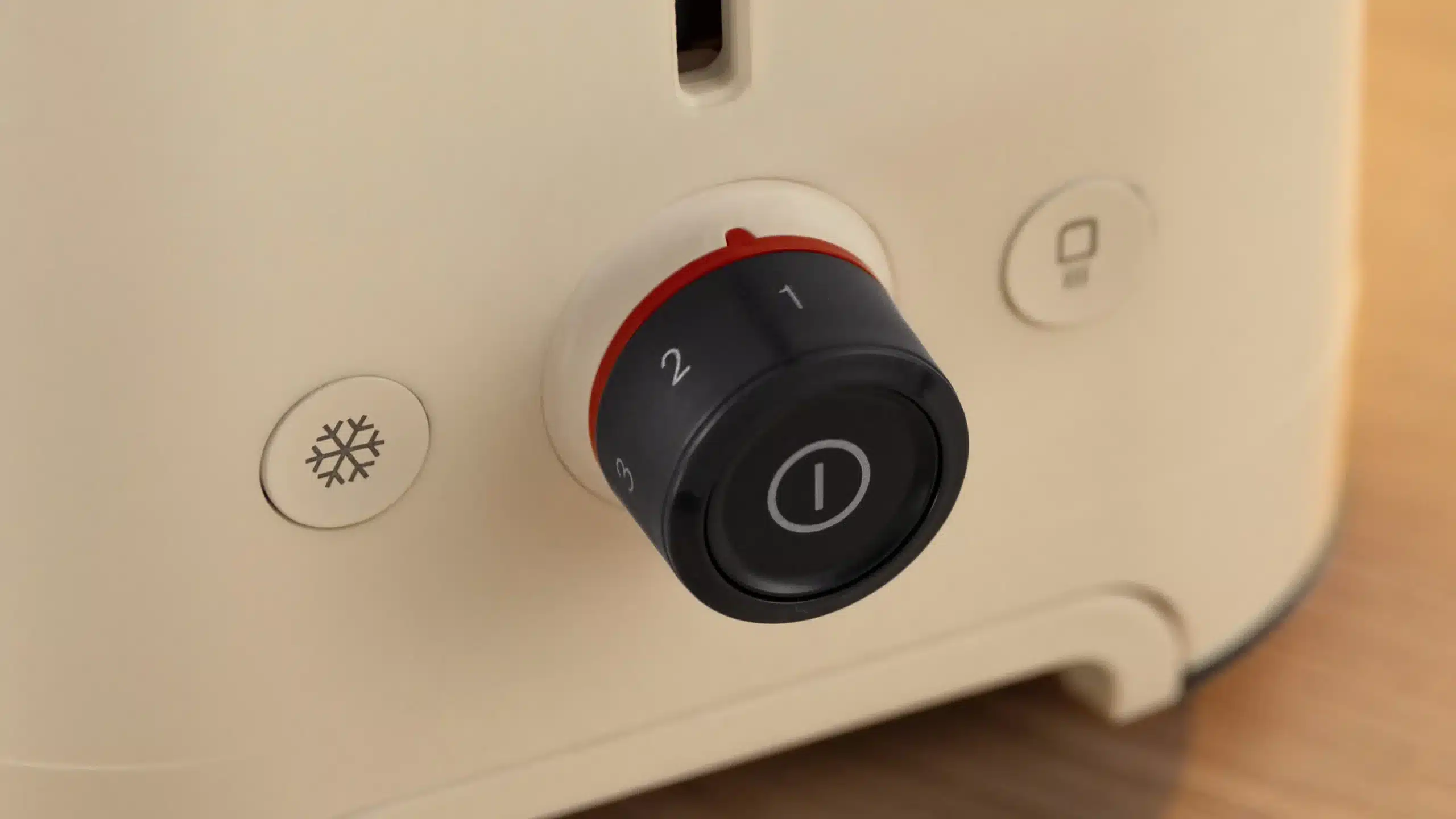 מצנם Bosch MyMoment בצבע בז' – דגם TAT3M127