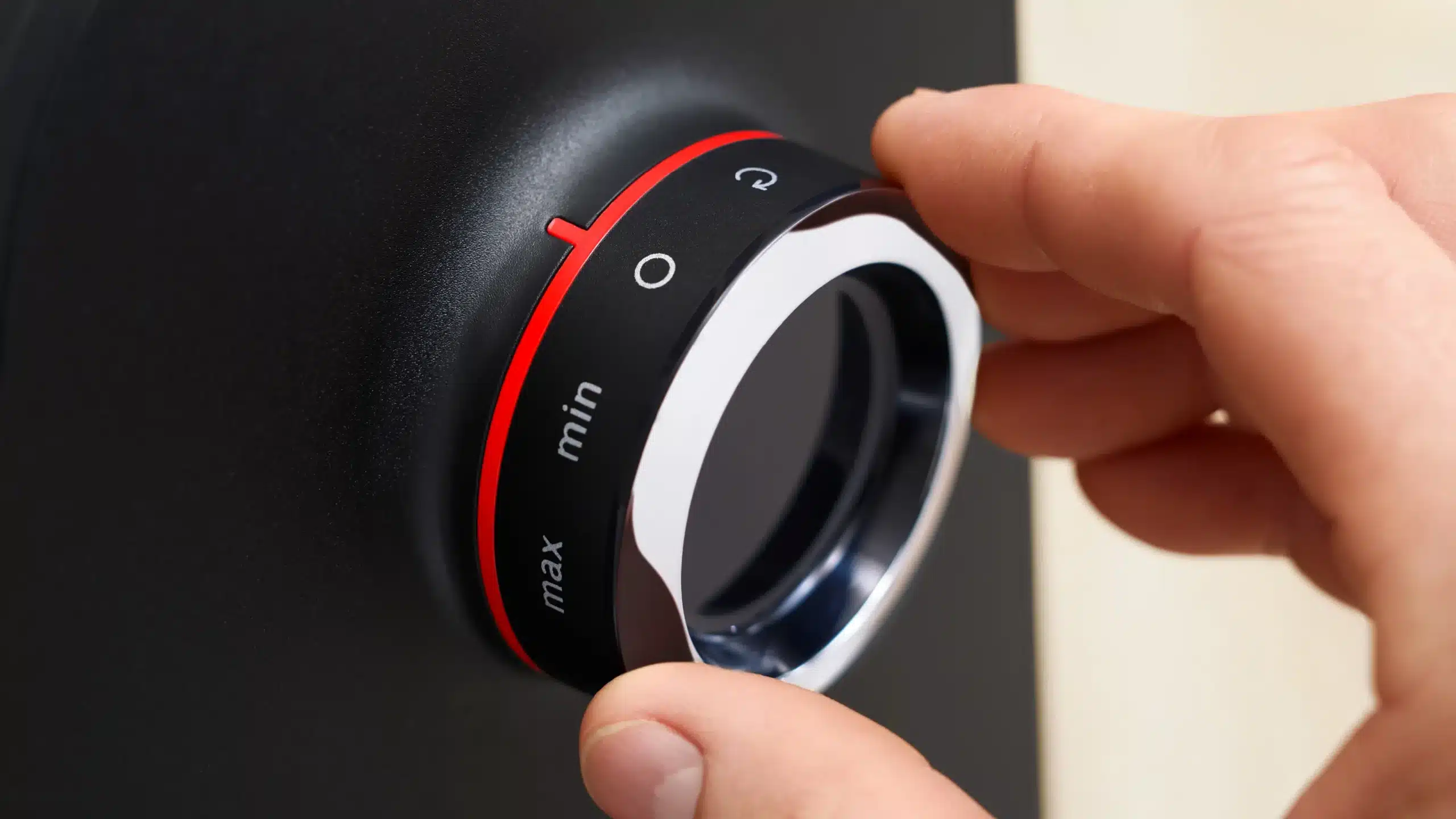 מטחנת בשר סדרה 6 MultiPower 2100W בוש Bosch דגם - MFWS641B